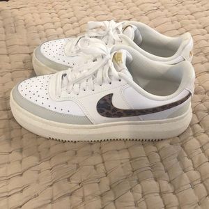 Nike Court Vision Alta